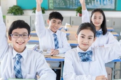 在变声期间，如何用科学的方法训练发声方式呢？