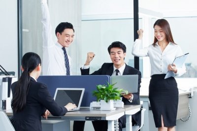 如何做一篇即兴演讲？让即兴演讲更有吸引力呢？