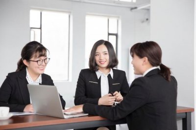 学纹绣，怎么样正确选择纹绣学校？过来人来说说经验！